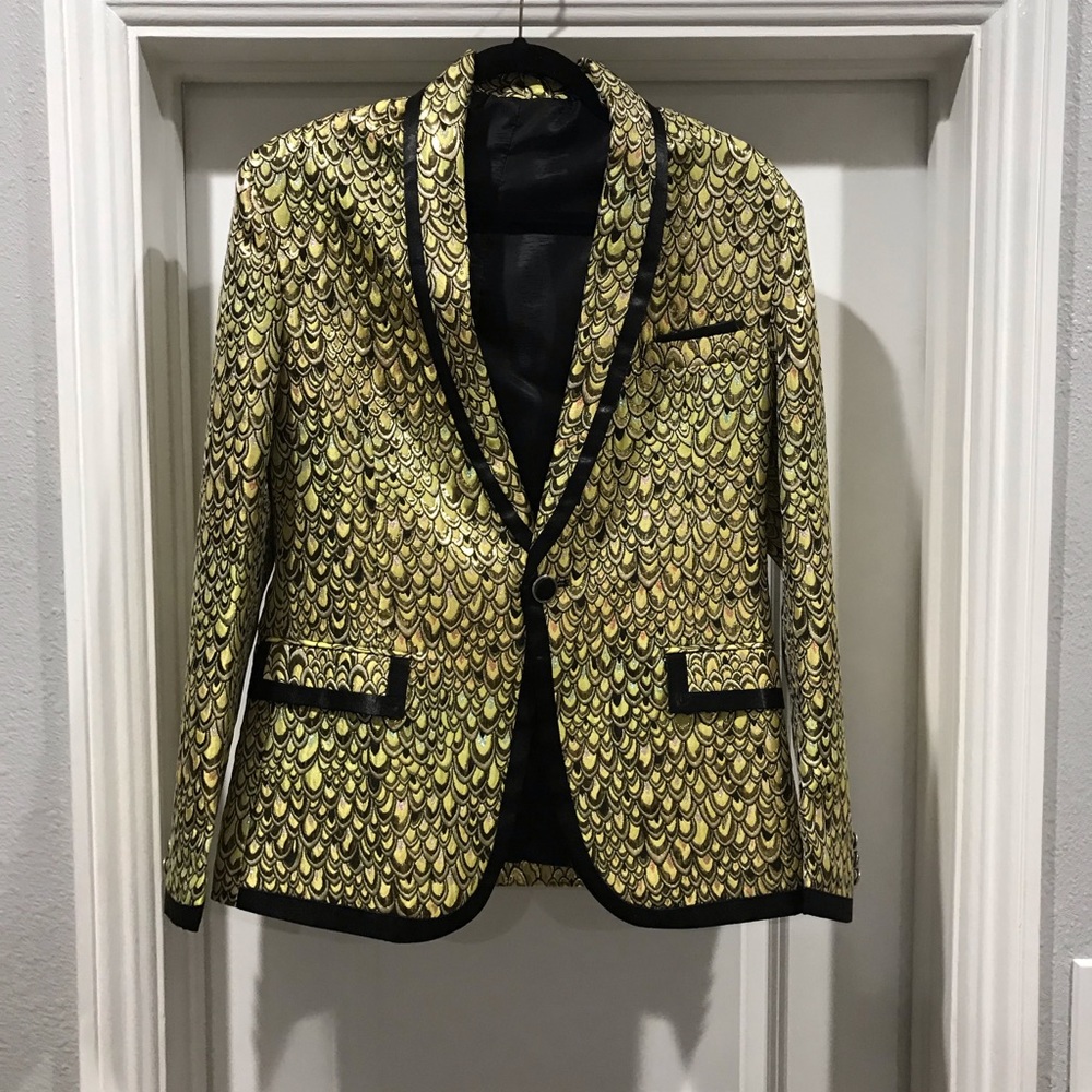 Men's gold jacket